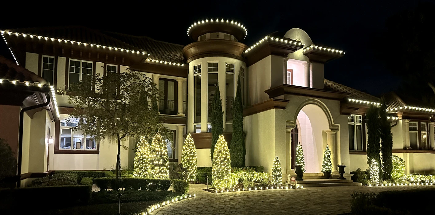 Lake Nona Christmas Light Installation
